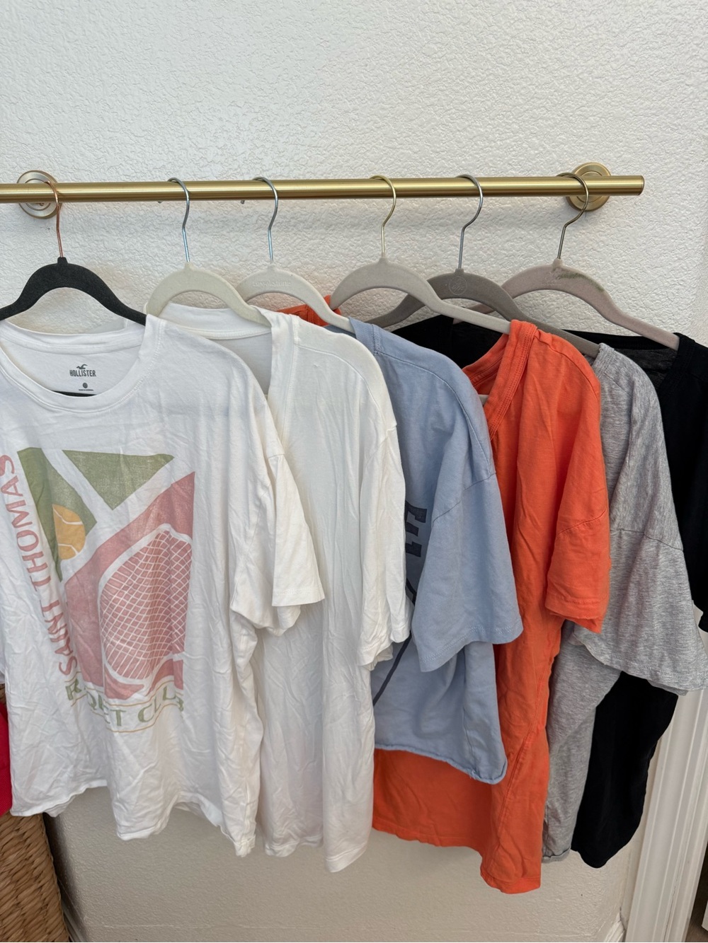 Hollister and aerie, women’s White Graphic Tee - White and tee lot